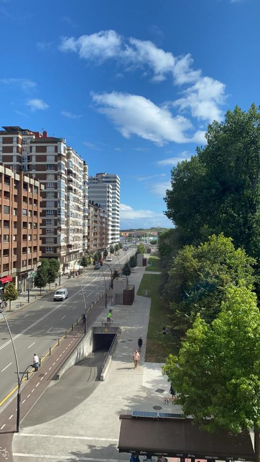 Playa De San Lorenzo Apartment Gijon Ngoại thất bức ảnh